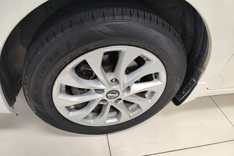 Used Nissan Sylphy 2016 1.6XV CVT Smart Enjoyment Version Left Front Wheel Hub