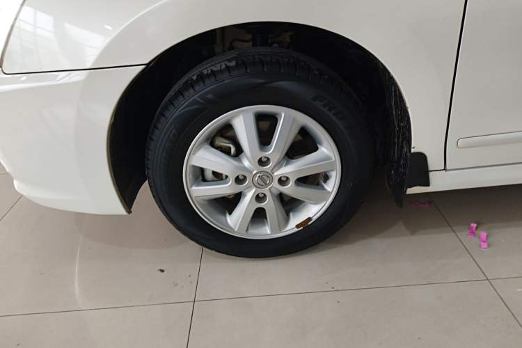 Used Nissan Sylphy 2016 Classic 1.6XE Manual Leading Edition Left Front Wheel Hub