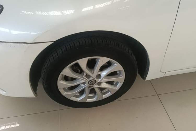 Used Nissan Sylphy 2016 1.6 XL CVT Deluxe Edition Left Front Wheel Hub