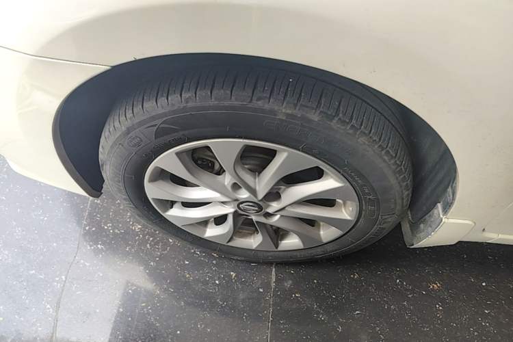 Used Nissan Sylphy 2016 1.6XV CVT Smart Enjoyment Version Left Front Wheel Hub