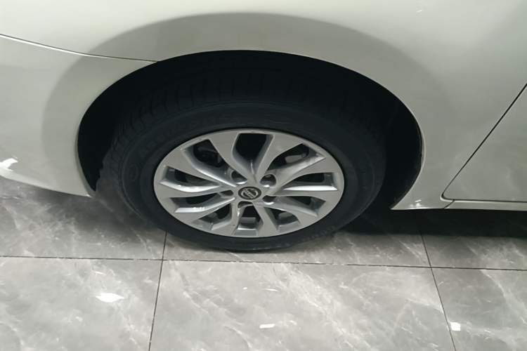 Used Nissan Sylphy 2016 1.6XV CVT Smart Enjoyment Version Left Front Wheel Hub