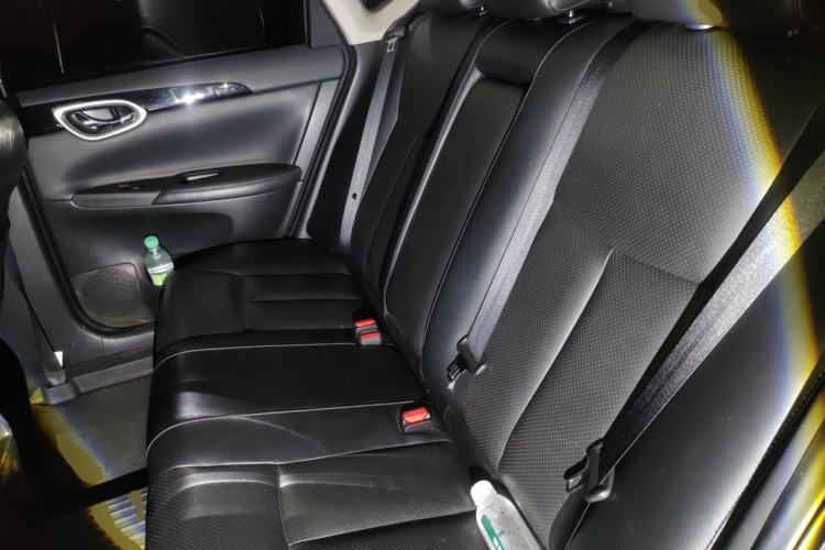 Used Nissan Sylphy 2016 1.6XV CVT Smart Enjoyment Version Left Rear Seat