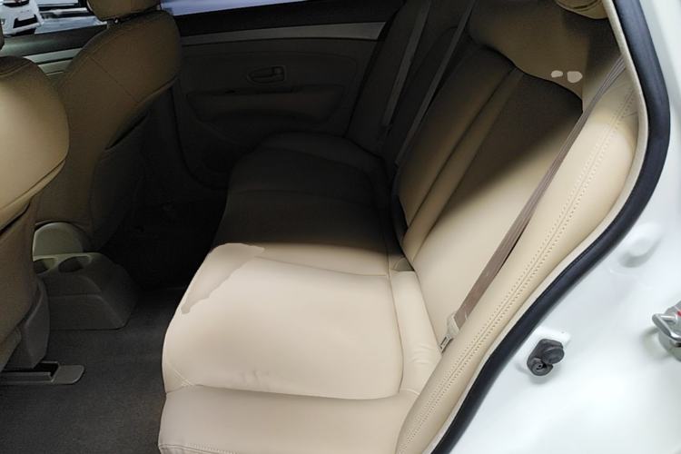 Used Nissan Sylphy 2016 Classic 1.6XE Manual Comfort Edition Left Rear Seat