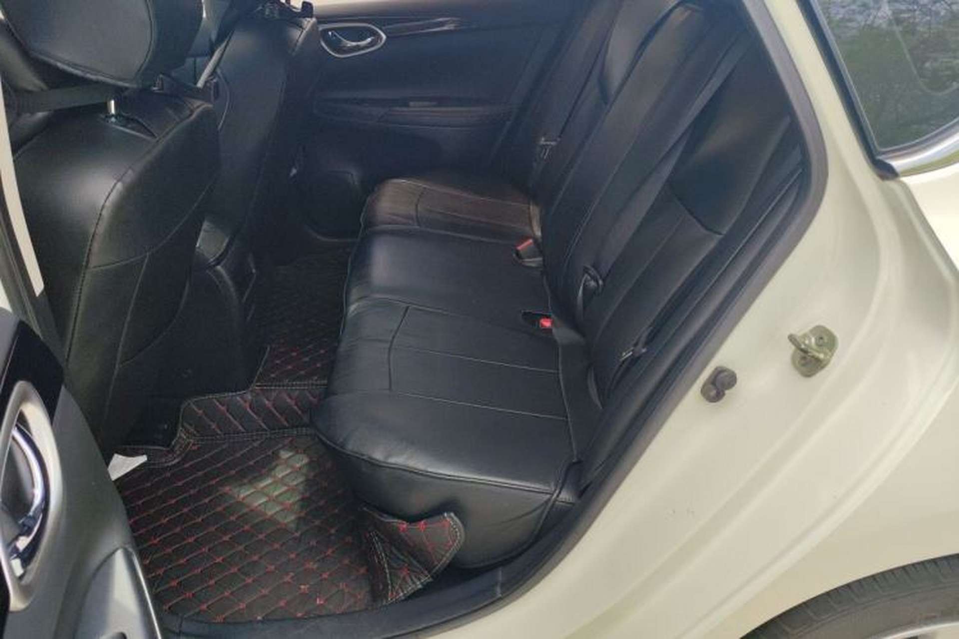 Used Nissan Sylphy 2016 1.6 XL CVT Deluxe Edition Left Rear Seat