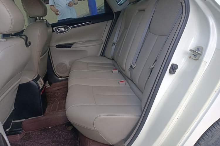 Used Nissan Sylphy 2016 1.6XV CVT Smart Enjoyment Version Left Rear Seat