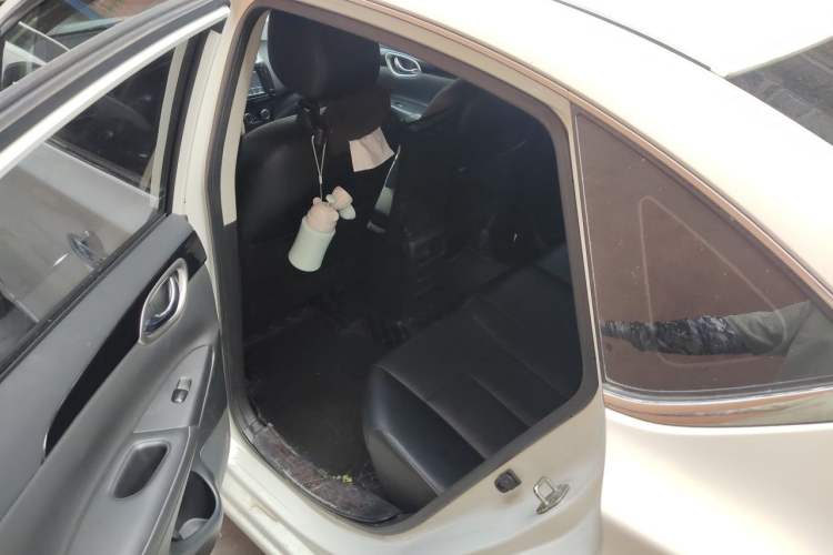 Used Nissan Sylphy 2016 1.6XV CVT Smart Enjoyment Version Left Rear Seat