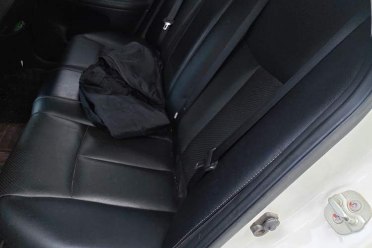 Used Nissan Sylphy 2016 1.6 XL Manual Luxury Edition Left Rear Seat