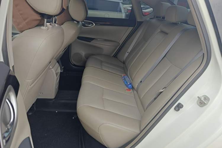 Used Nissan Sylphy 2016 1.6 XL CVT Deluxe Edition Left Rear Seat