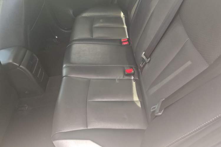 Used Nissan Sylphy 2016 1.6XV CVT Smart Enjoyment Version Left Rear Seat