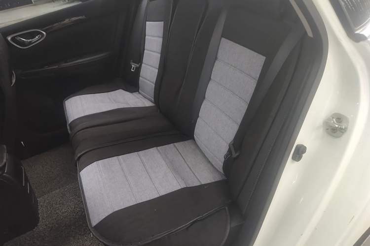 Used Nissan Sylphy 2016 1.6 XL CVT Luxury Edition Left Rear Seat