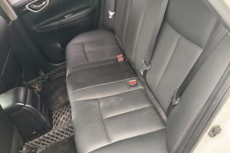 Used Nissan Sylphy 2016 1.6 XL CVT Deluxe Edition Left Rear Seat