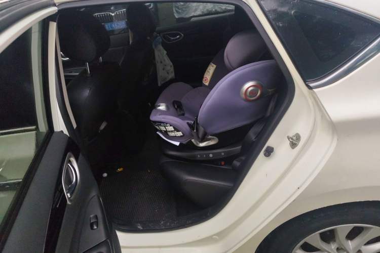 Used Nissan Sylphy 2016 1.6XV CVT Smart Enjoyment Version Left Rear Seat