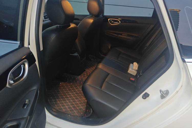 Used Nissan Sylphy 2016 1.6XV CVT Smart Enjoyment Version Left Rear Seat