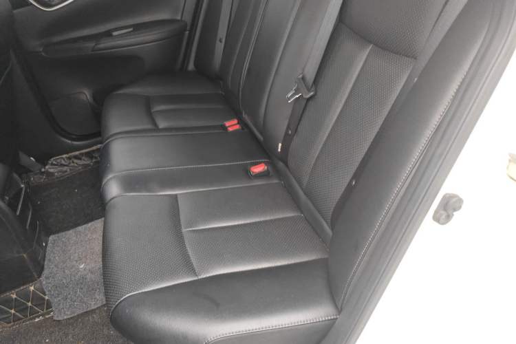 Used Nissan Sylphy 2016 1.6 XL Manual Luxury Edition Left Rear Seat