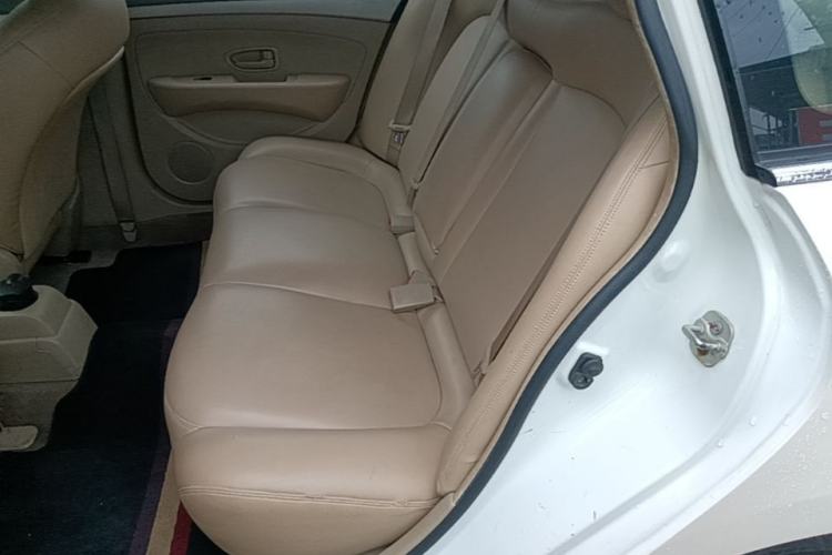 Used Nissan Sylphy 2016 Classic 1.6XE Manual Comfort Edition Left Rear Seat