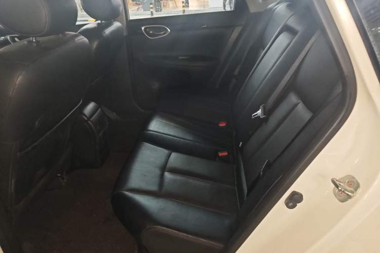 Used Nissan Sylphy 2016 1.6 XL Manual Luxury Edition Left Rear Seat