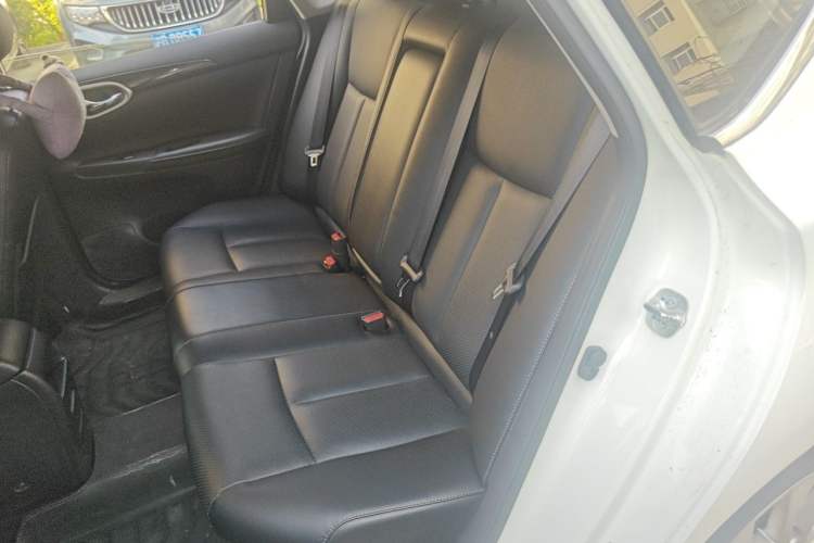 Used Nissan Sylphy 2016 1.6XV CVT Smart Enjoyment Version Left Rear Seat