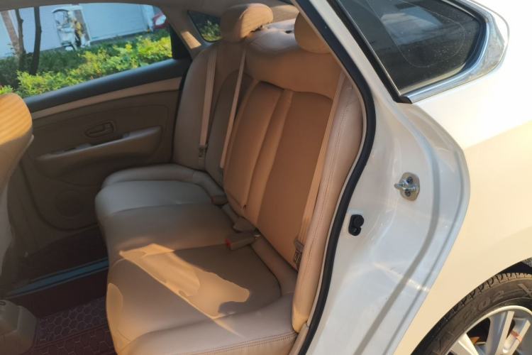 Used Nissan Sylphy 2016 Classic 1.6XE Manual Leading Edition Left Rear Seat