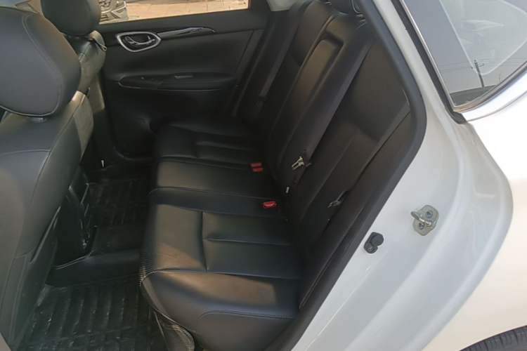 Used Nissan Sylphy 2016 1.6 XL CVT Luxury Edition Left Rear Seat
