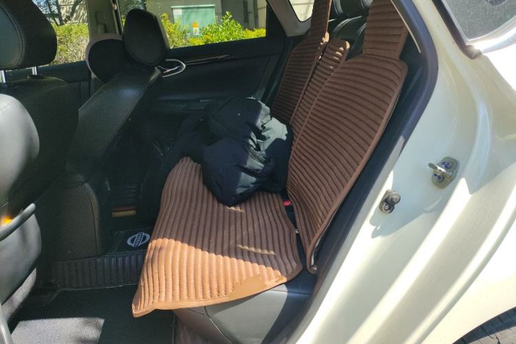 Used Nissan Sylphy 2016 1.6XV CVT Smart Enjoyment Version Left Rear Seat