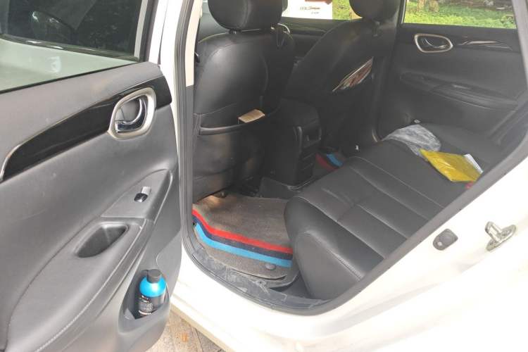 Used Nissan Sylphy 2016 1.6XV CVT Smart Enjoyment Version Left Rear Seat