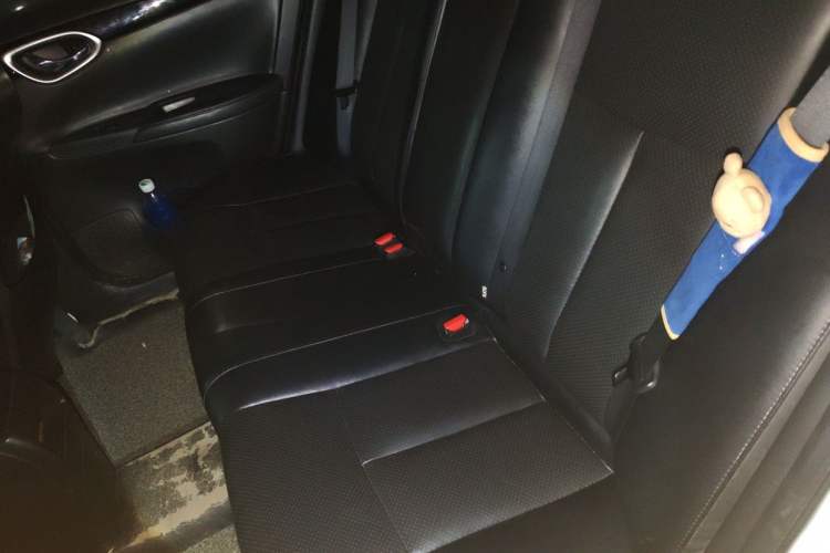 Used Nissan Sylphy 2016 1.6 XL CVT Luxury Edition Left Rear Seat