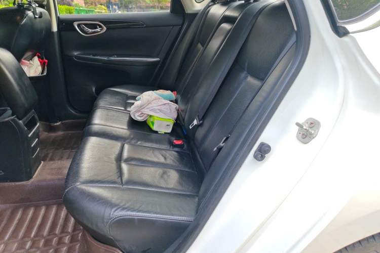 Used Nissan Sylphy 2016 1.6 XL CVT Luxury Edition Left Rear Seat