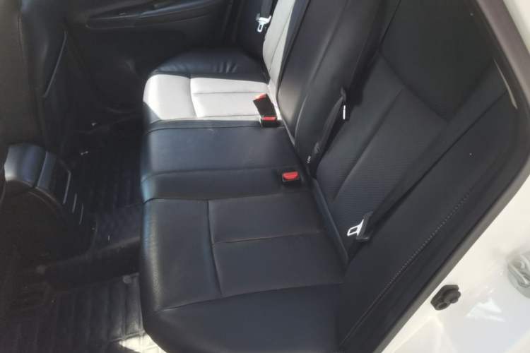 Used Nissan Sylphy 2016 1.6XV CVT Smart Enjoyment Version Left Rear Seat
