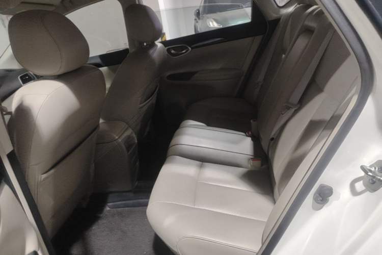 Used Nissan Sylphy 2016 1.6XV CVT Smart Enjoyment Version Left Rear Seat