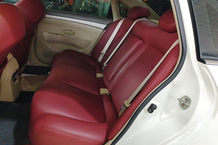 Used Nissan Sylphy 2016 Classic 1.6XE Manual Leading Edition Left Rear Seat