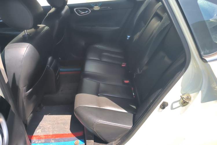 Used Nissan Sylphy 2016 1.6XV CVT Smart Enjoyment Version Left Rear Seat