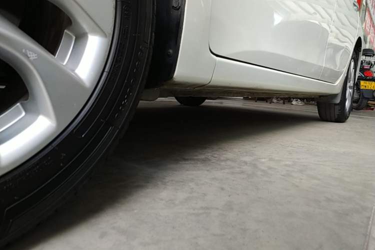 Used Nissan Sylphy 2016 1.6XV CVT Smart Enjoyment Version Left Side Sill