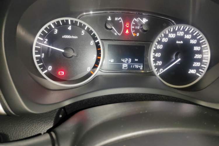 Used Nissan Sylphy 2016 1.6XV CVT Smart Enjoyment Version Odometer Close Up