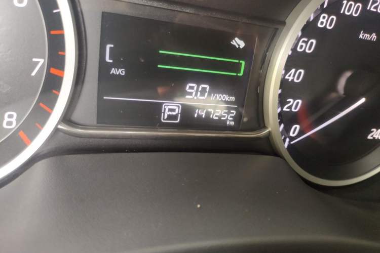 Used Nissan Sylphy 2016 1.6XV CVT Smart Enjoyment Version Odometer Close Up