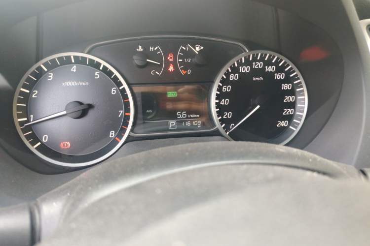Used Nissan Sylphy 2016 1.6 XL CVT Deluxe Edition Odometer Close Up