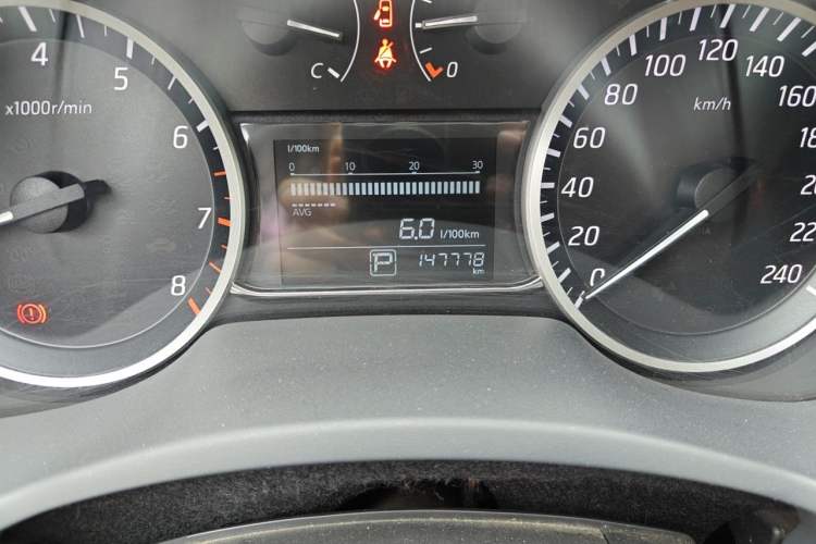 Used Nissan Sylphy 2016 1.6 XL CVT Luxury Edition Odometer Close Up
