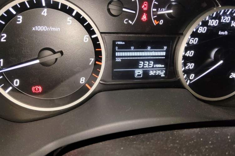 Used Nissan Sylphy 2016 1.6 XL CVT Luxury Edition Odometer Close Up