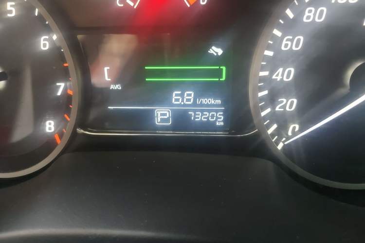 Used Nissan Sylphy 2016 1.6 XL CVT Luxury Edition Odometer Close Up