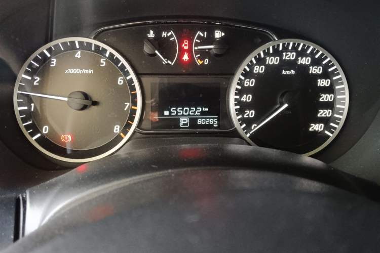 Used Nissan Sylphy 2016 1.6 XL CVT Luxury Edition Odometer Close Up