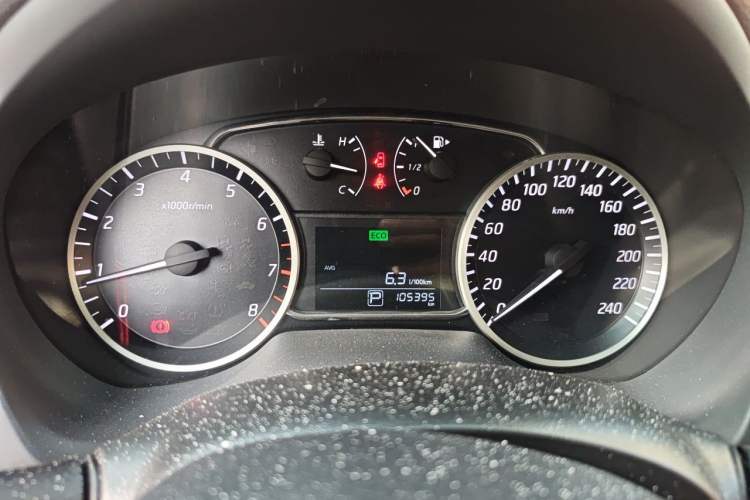 Used Nissan Sylphy 2016 1.6XV CVT Smart Enjoyment Version Odometer Close Up