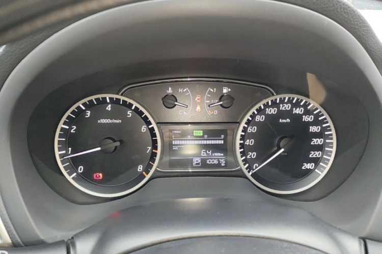 Used Nissan Sylphy 2016 1.6 XL CVT Deluxe Edition Odometer Close Up