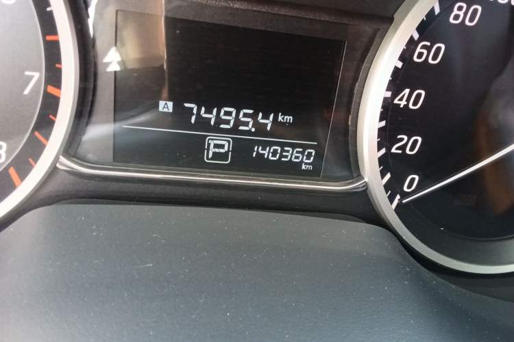 Used Nissan Sylphy 2016 1.6XV CVT Smart Enjoyment Version Odometer Close Up