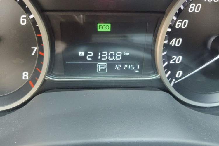 Used Nissan Sylphy 2016 1.6 XL CVT Luxury Edition Odometer Close Up