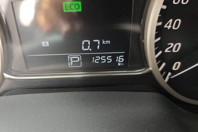 Used Nissan Sylphy 2016 1.6XV CVT Smart Enjoyment Version Odometer Close Up