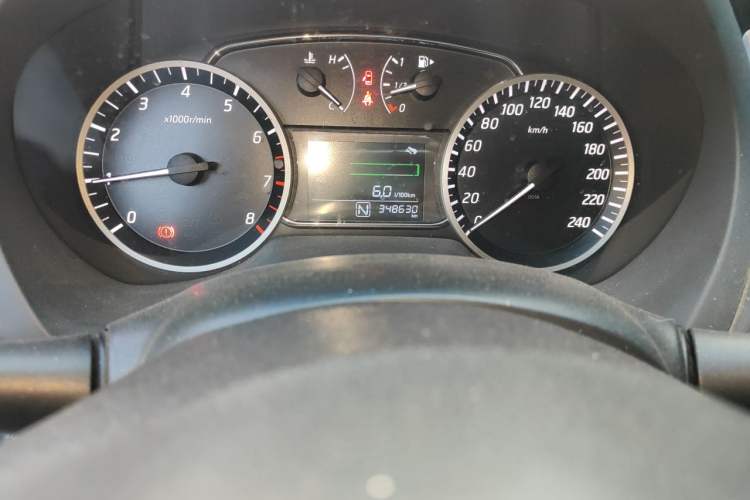 Used Nissan Sylphy 2016 1.6 XL CVT Luxury Edition Odometer Close Up