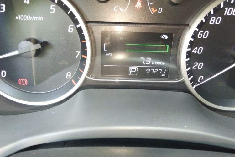 Used Nissan Sylphy 2016 1.6XV CVT Smart Enjoyment Version Odometer Close Up