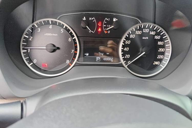 Used Nissan Sylphy 2016 1.6 XL CVT Luxury Edition Odometer Close Up