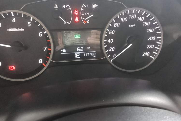 Used Nissan Sylphy 2016 1.6XV CVT Smart Enjoyment Version Odometer Close Up