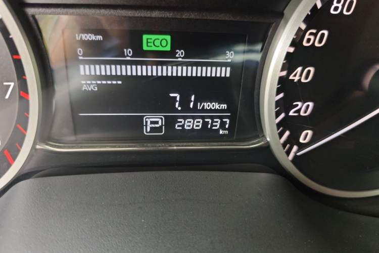 Used Nissan Sylphy 2016 1.6XV CVT Smart Enjoyment Version Odometer Close Up