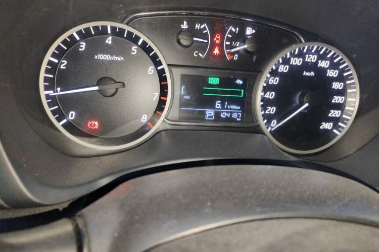Used Nissan Sylphy 2016 1.6 XL CVT Luxury Edition Odometer Close Up